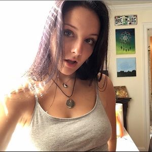 Meet your Posher, Caitlyn